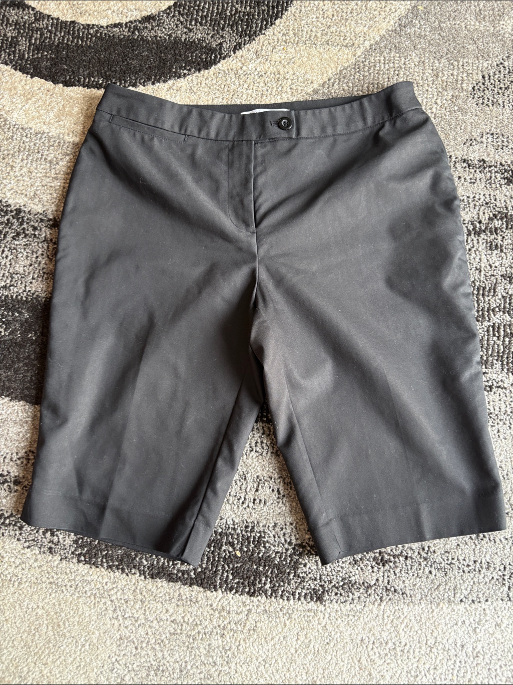 Classic Black Women's Bermuda Dress Shorts Size 8